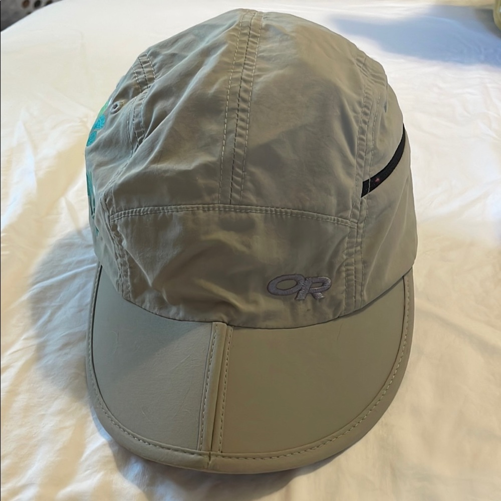 Outdoor Research Khaki Adventure Foldable Pocket Hat